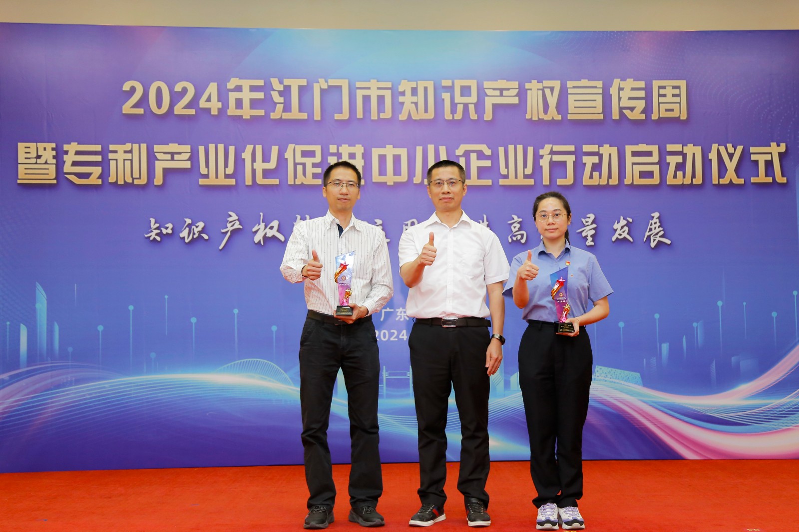 2760be4f4cc74dec5c03d585642ed5f.jpg 2760be4f4cc74dec5c03d585642ed5f.jpg